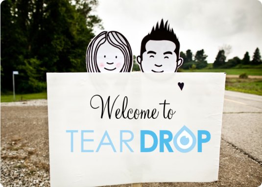 Vowwowwow is very pleased to introduce you to Tear Drop Weddings